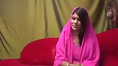 Slender Indian babe gets good fuck from hot cock dude in bed