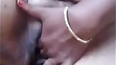 Tamil mom fingering