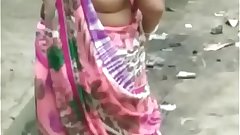 HUGE ASS BOOB AND WAIST LADY ON ROAD
